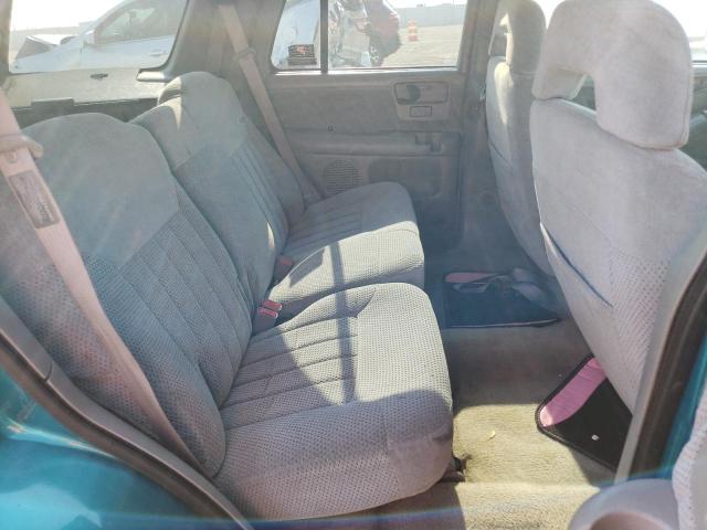 Photo 10 VIN: 1GNDT13W6T2282966 - CHEVROLET BLAZER 