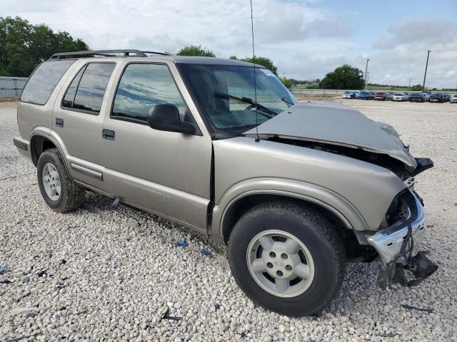 Photo 3 VIN: 1GNDT13W6W2300032 - CHEVROLET BLAZER 