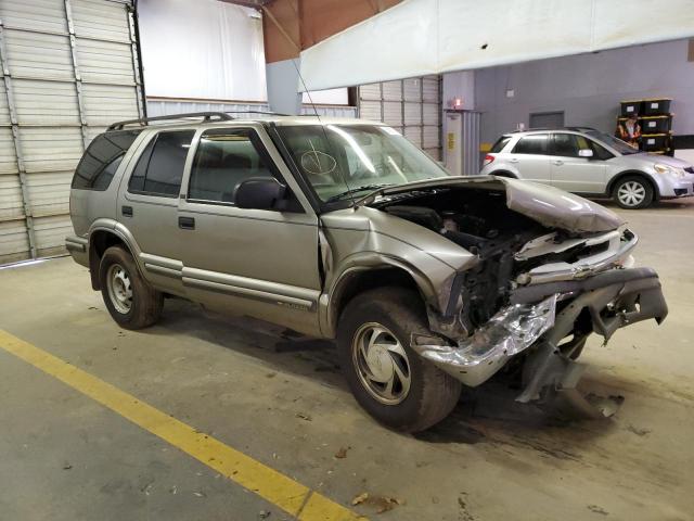 Photo 3 VIN: 1GNDT13W6X2102732 - CHEVROLET BLAZER 