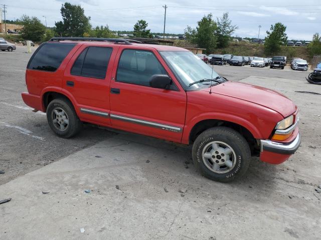 Photo 3 VIN: 1GNDT13W6Y2169669 - CHEVROLET BLAZER 