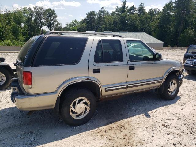 Photo 2 VIN: 1GNDT13W6Y2327668 - CHEVROLET BLAZER 