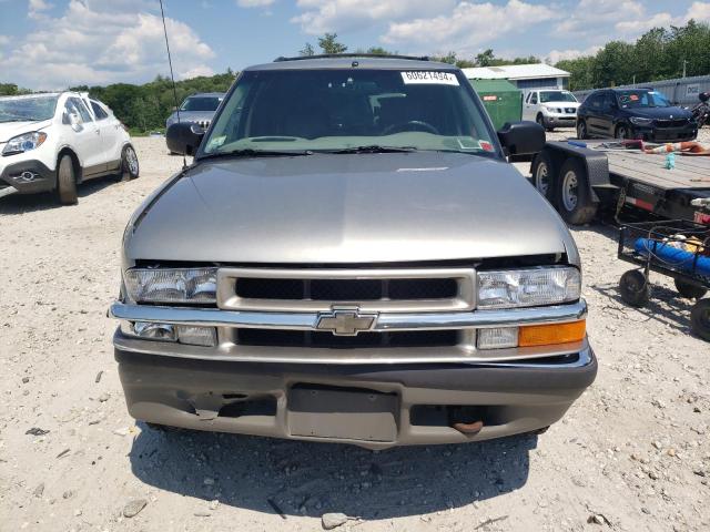 Photo 4 VIN: 1GNDT13W6Y2327668 - CHEVROLET BLAZER 