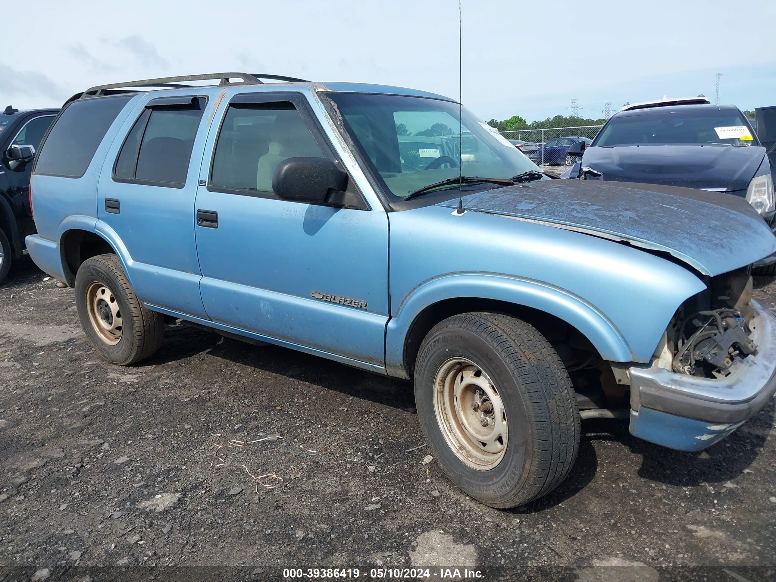 Photo 13 VIN: 1GNDT13W71K245373 - CHEVROLET BLAZER 