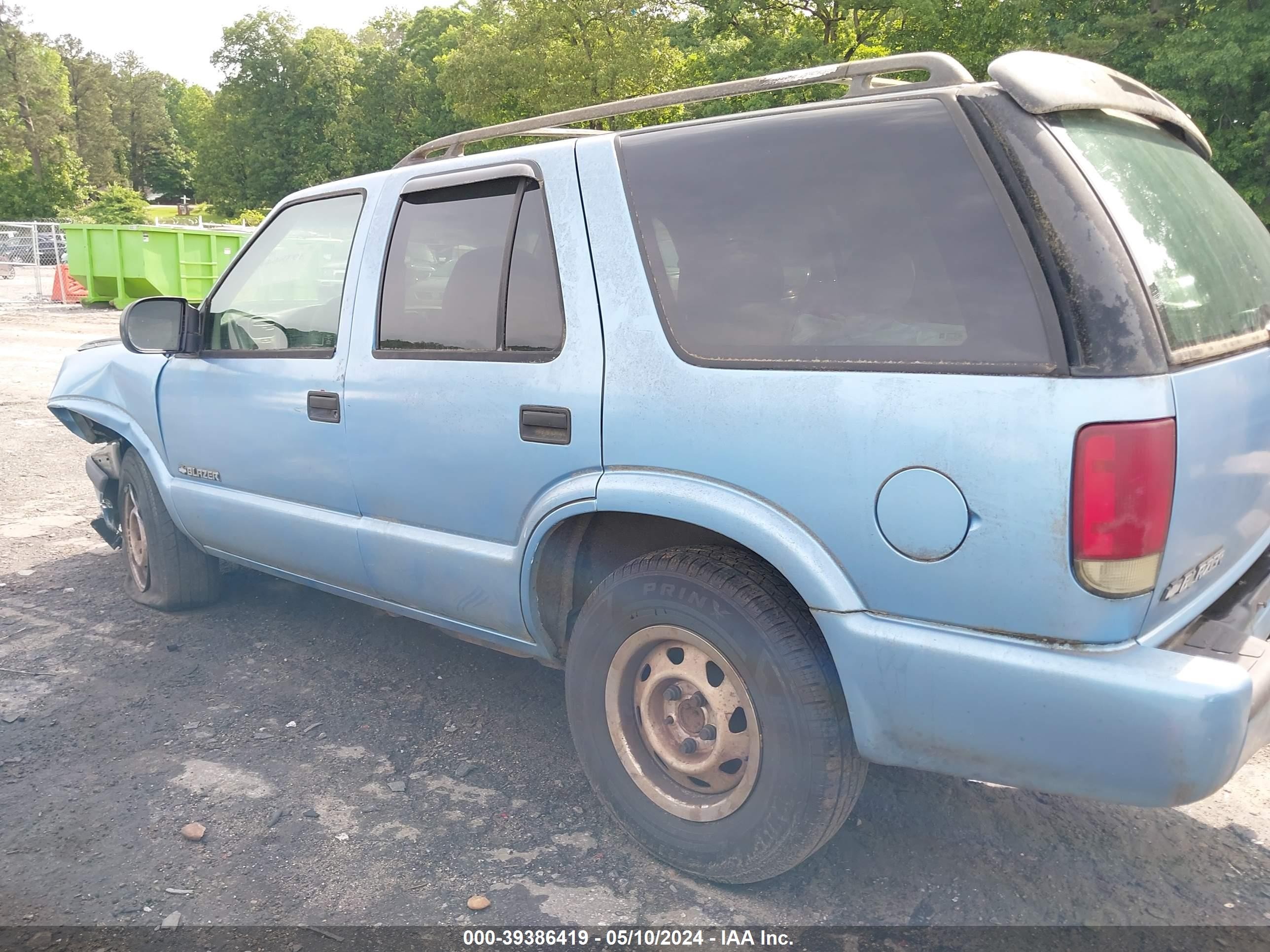 Photo 14 VIN: 1GNDT13W71K245373 - CHEVROLET BLAZER 