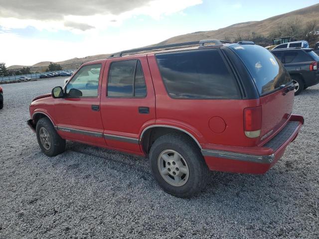 Photo 1 VIN: 1GNDT13W7T2138892 - CHEVROLET BLAZER 