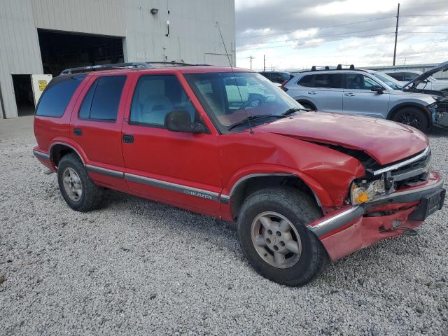 Photo 3 VIN: 1GNDT13W7T2138892 - CHEVROLET BLAZER 