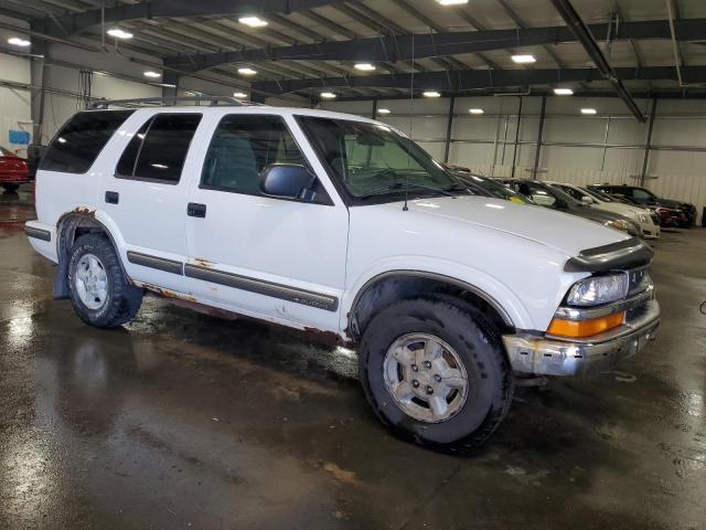 Photo 3 VIN: 1GNDT13W7X2253305 - CHEVROLET BLAZER 