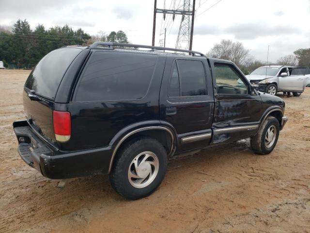 Photo 2 VIN: 1GNDT13W7Y2286404 - CHEVROLET BLAZER 