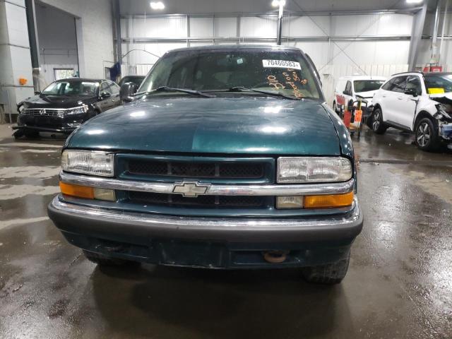 Photo 4 VIN: 1GNDT13W8WK126738 - CHEVROLET BLAZER 