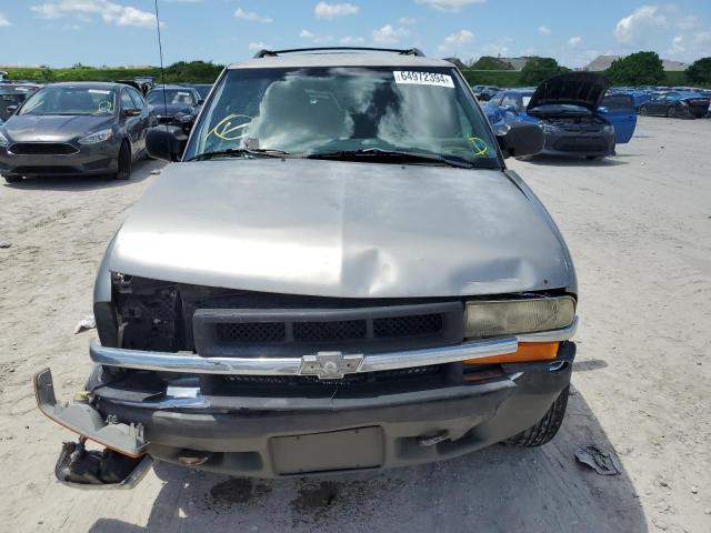 Photo 4 VIN: 1GNDT13W8Y2300343 - CHEVROLET BLAZER 