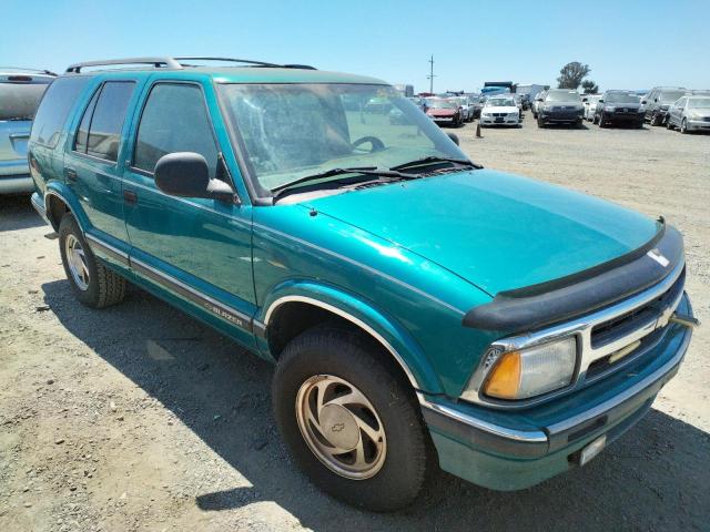 Photo 3 VIN: 1GNDT13W9S2213235 - CHEVROLET BLAZER 