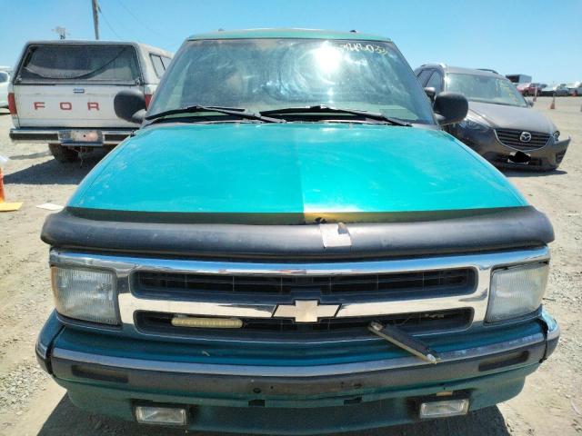 Photo 4 VIN: 1GNDT13W9S2213235 - CHEVROLET BLAZER 