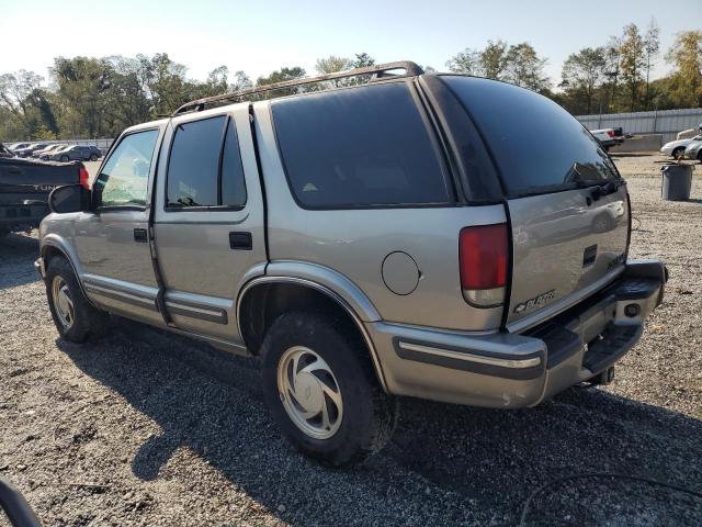 Photo 1 VIN: 1GNDT13W9X2230494 - CHEVROLET BLAZER 