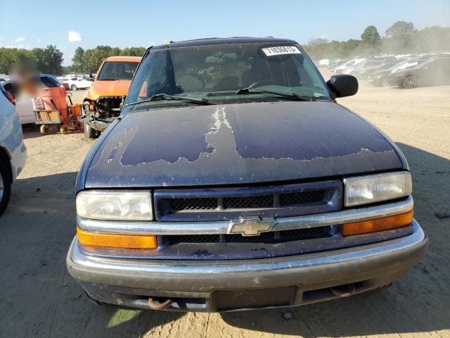 Photo 4 VIN: 1GNDT13W9Y2282533 - CHEVROLET BLAZER 