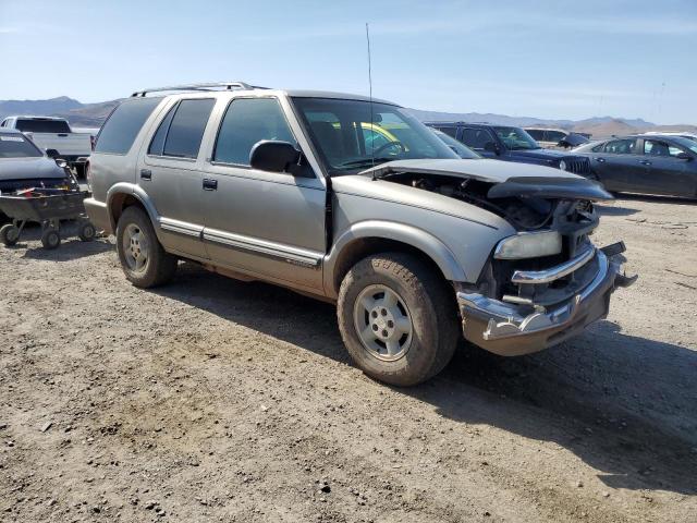 Photo 3 VIN: 1GNDT13W9YK122667 - CHEVROLET BLAZER 