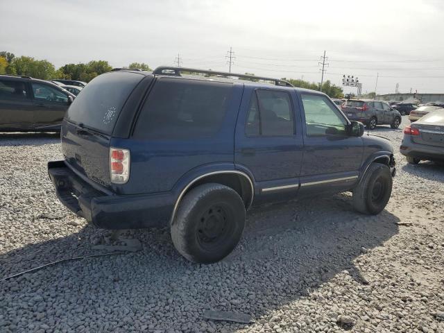 Photo 2 VIN: 1GNDT13WX12194046 - CHEVROLET BLAZER 