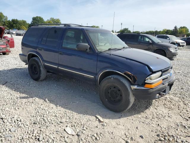 Photo 3 VIN: 1GNDT13WX12194046 - CHEVROLET BLAZER 