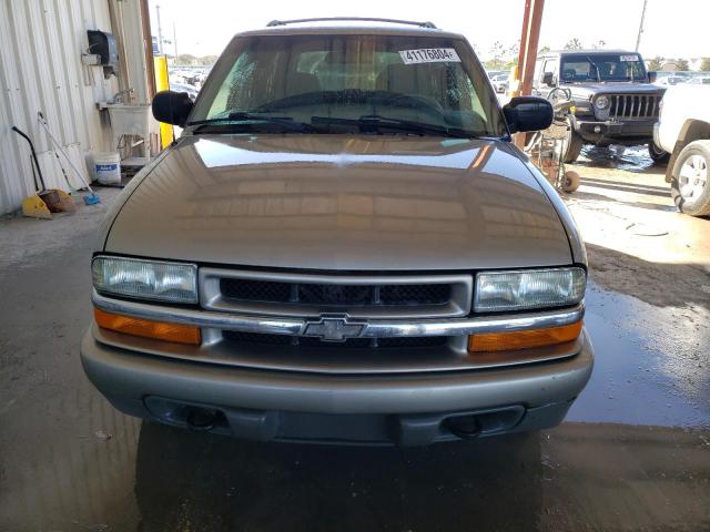 Photo 4 VIN: 1GNDT13WX2K190788 - CHEVROLET BLAZER 