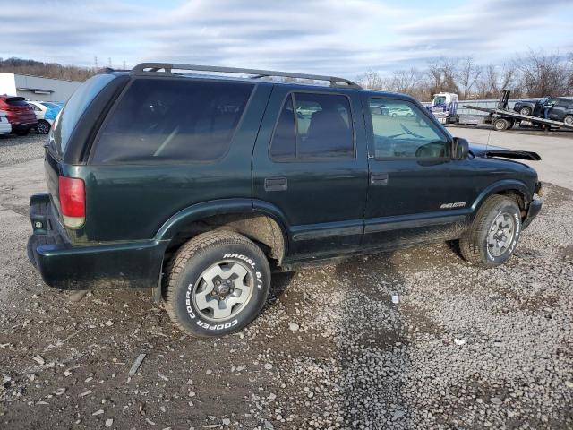 Photo 2 VIN: 1GNDT13WX2K234708 - CHEVROLET BLAZER 