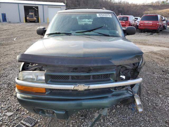 Photo 4 VIN: 1GNDT13WX2K234708 - CHEVROLET BLAZER 