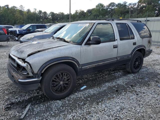 Photo 0 VIN: 1GNDT13WXV2123743 - CHEVROLET BLAZER 