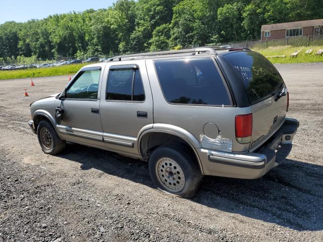 Photo 1 VIN: 1GNDT13WXW2246928 - CHEVROLET BLAZER 