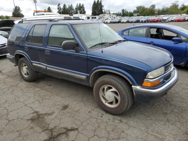 Photo 3 VIN: 1GNDT13WXX2119503 - CHEVROLET BLAZER 