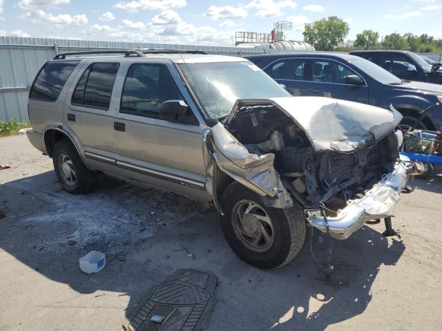 Photo 3 VIN: 1GNDT13WXY2278474 - CHEVROLET BLAZER 