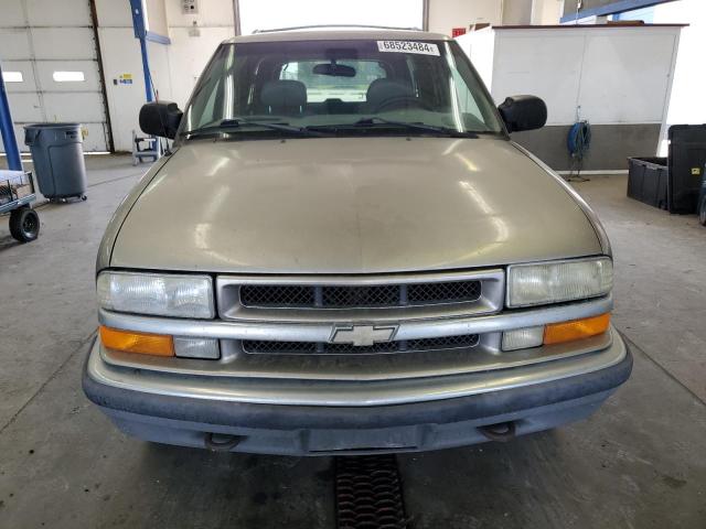 Photo 4 VIN: 1GNDT13WXY2344263 - CHEVROLET BLAZER 