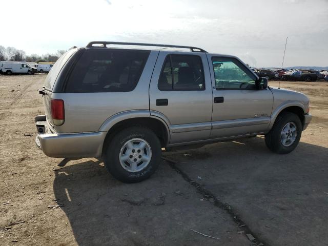 Photo 2 VIN: 1GNDT13X03K174075 - CHEVROLET BLAZER 