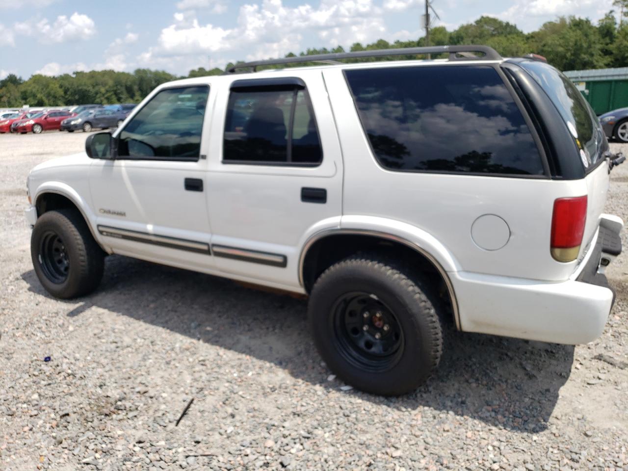 Photo 1 VIN: 1GNDT13X43K170885 - CHEVROLET BLAZER 