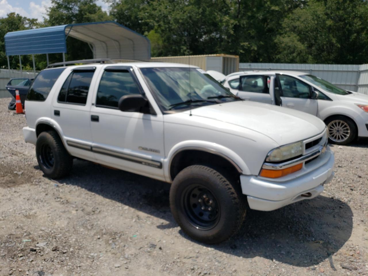 Photo 3 VIN: 1GNDT13X43K170885 - CHEVROLET BLAZER 