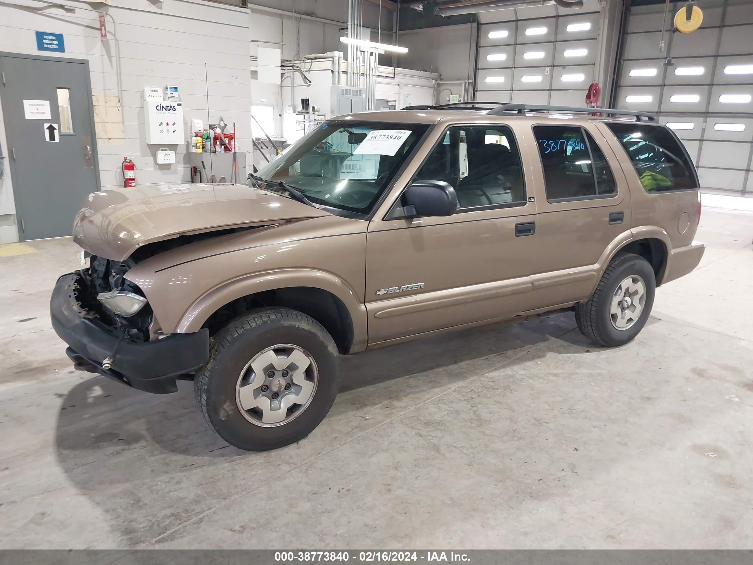 Photo 1 VIN: 1GNDT13X53K146224 - CHEVROLET BLAZER 