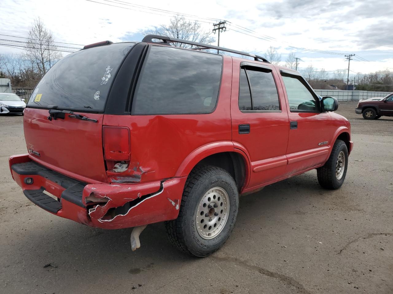 Photo 2 VIN: 1GNDT13X64K128851 - CHEVROLET BLAZER 