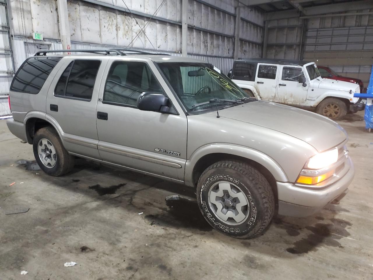 Photo 3 VIN: 1GNDT13X93K171014 - CHEVROLET BLAZER 