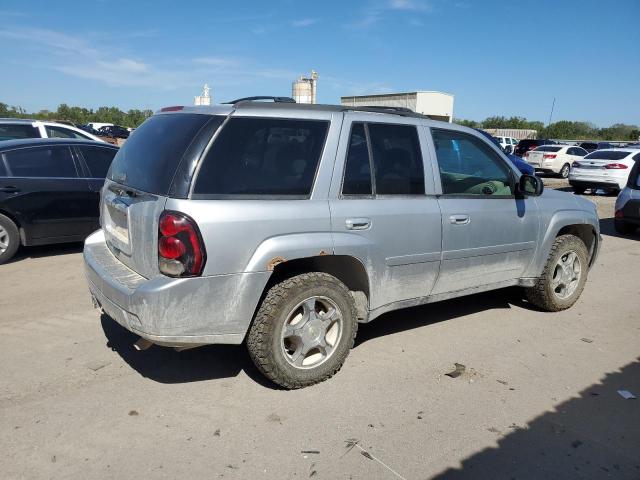 Photo 2 VIN: 1GNDT33S692129148 - CHEVROLET TRAILBLAZE 