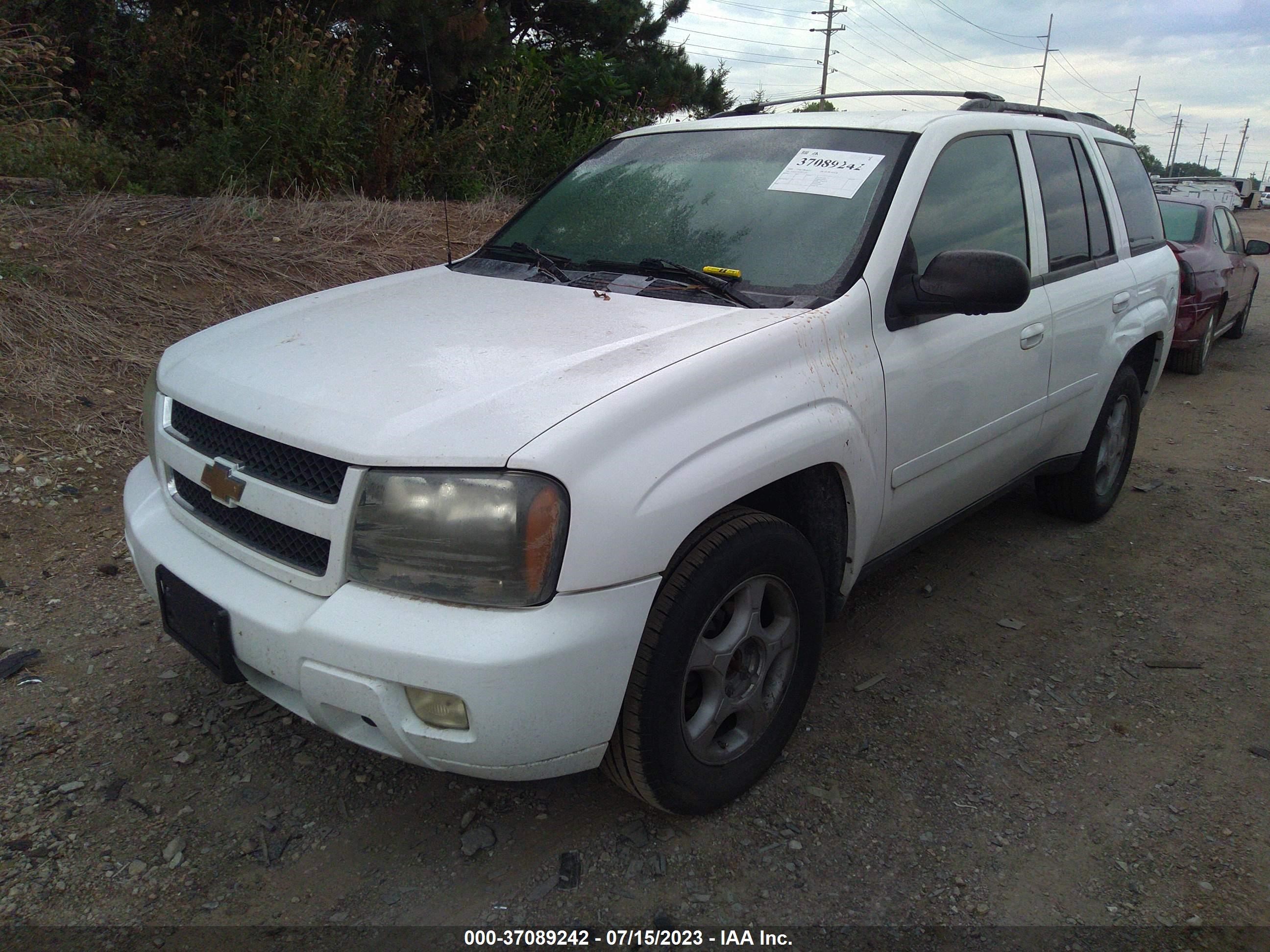 Photo 1 VIN: 1GNDT33SX92133459 - CHEVROLET TRAILBLAZER 