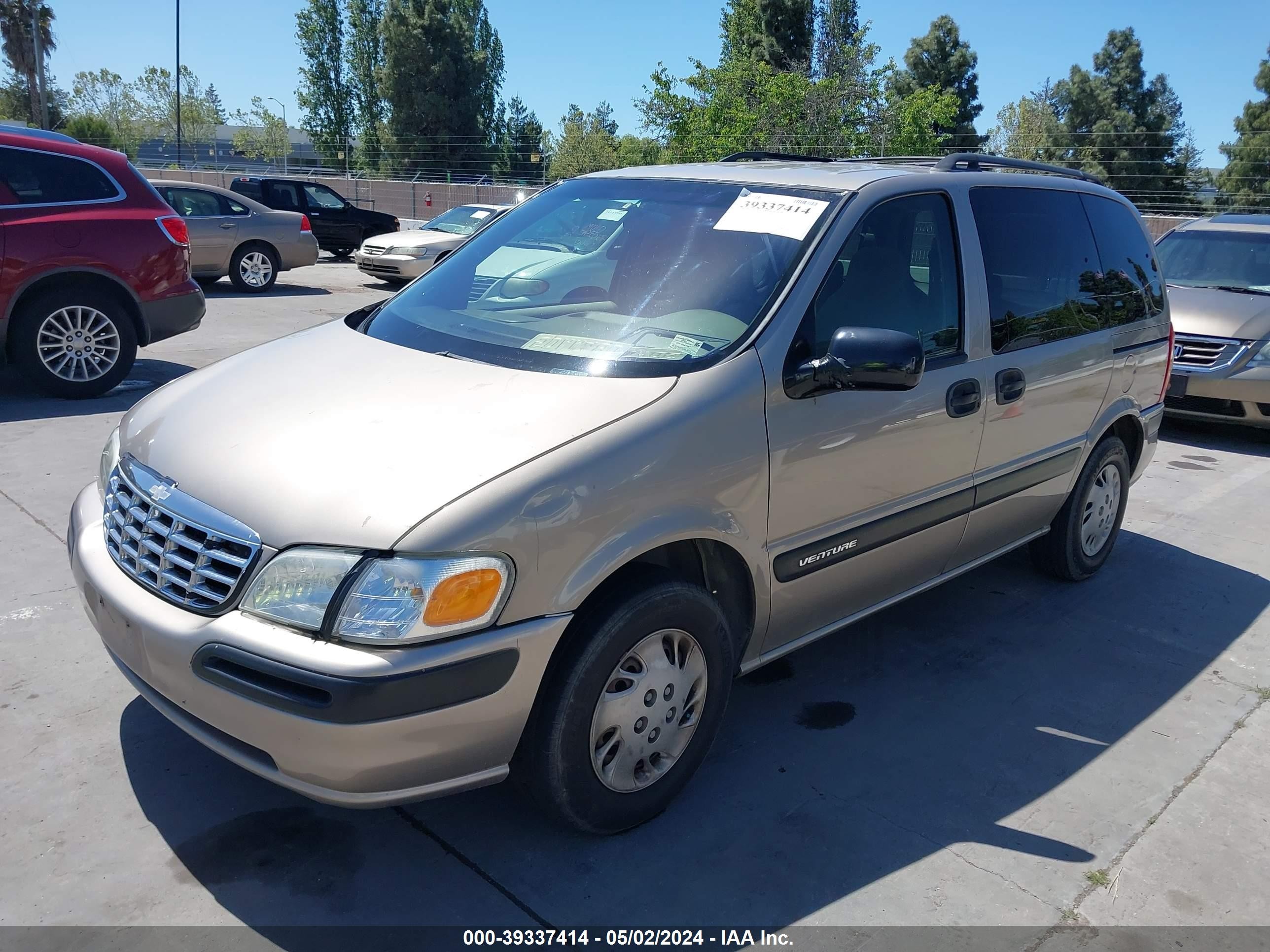 Photo 1 VIN: 1GNDU03E1YD164415 - CHEVROLET VENTURE 