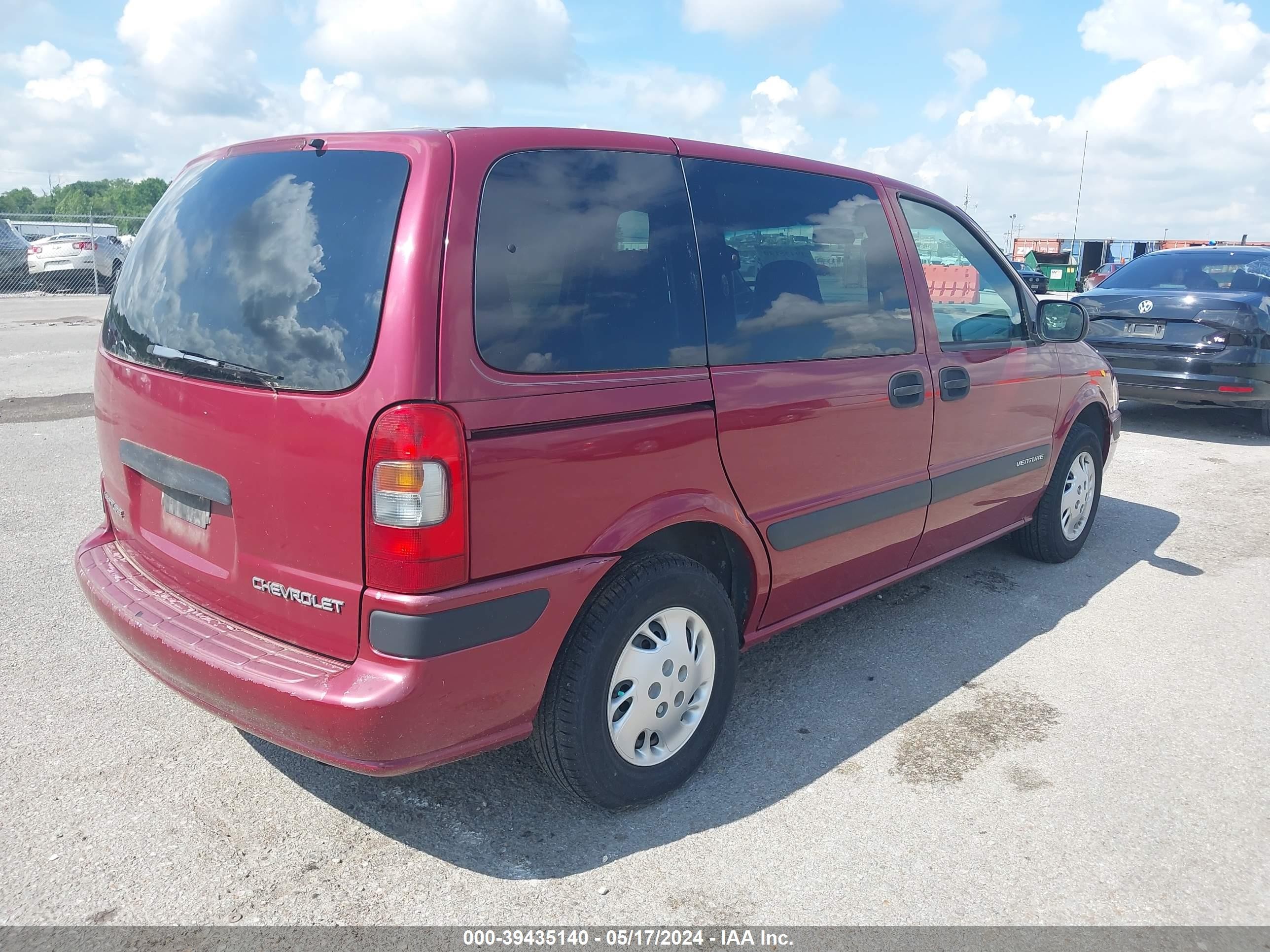 Photo 3 VIN: 1GNDU03E24D110311 - CHEVROLET VENTURE 