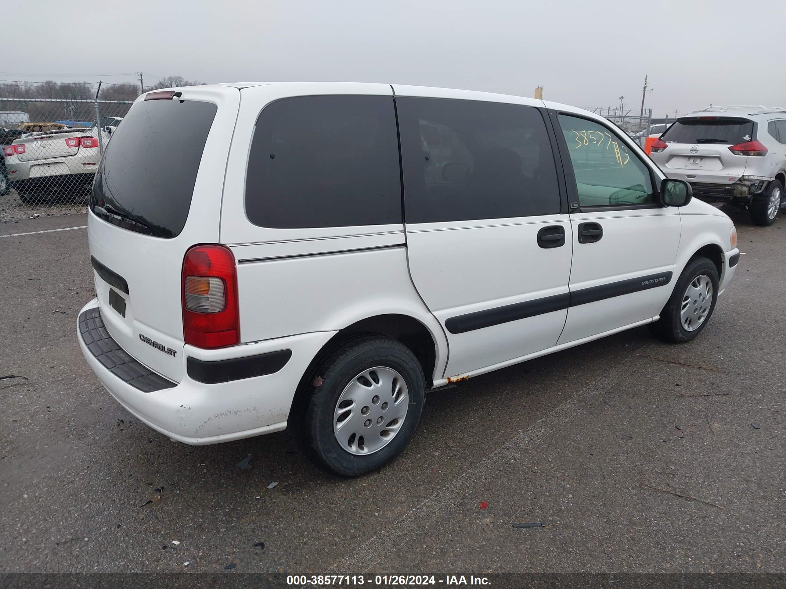 Photo 3 VIN: 1GNDU03EXWD144855 - CHEVROLET VENTURE 