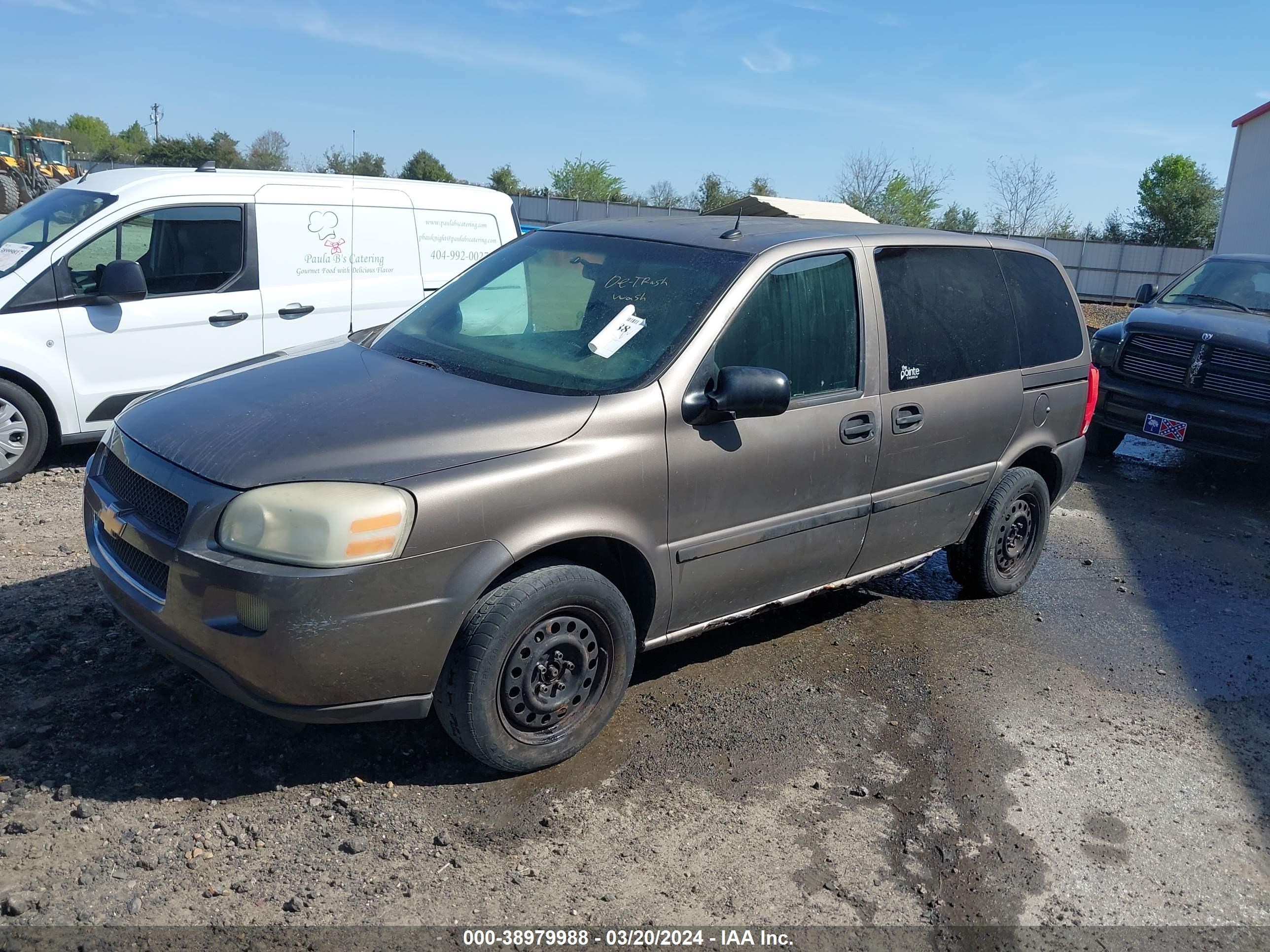 Photo 1 VIN: 1GNDU03L45D288169 - CHEVROLET UPLANDER 