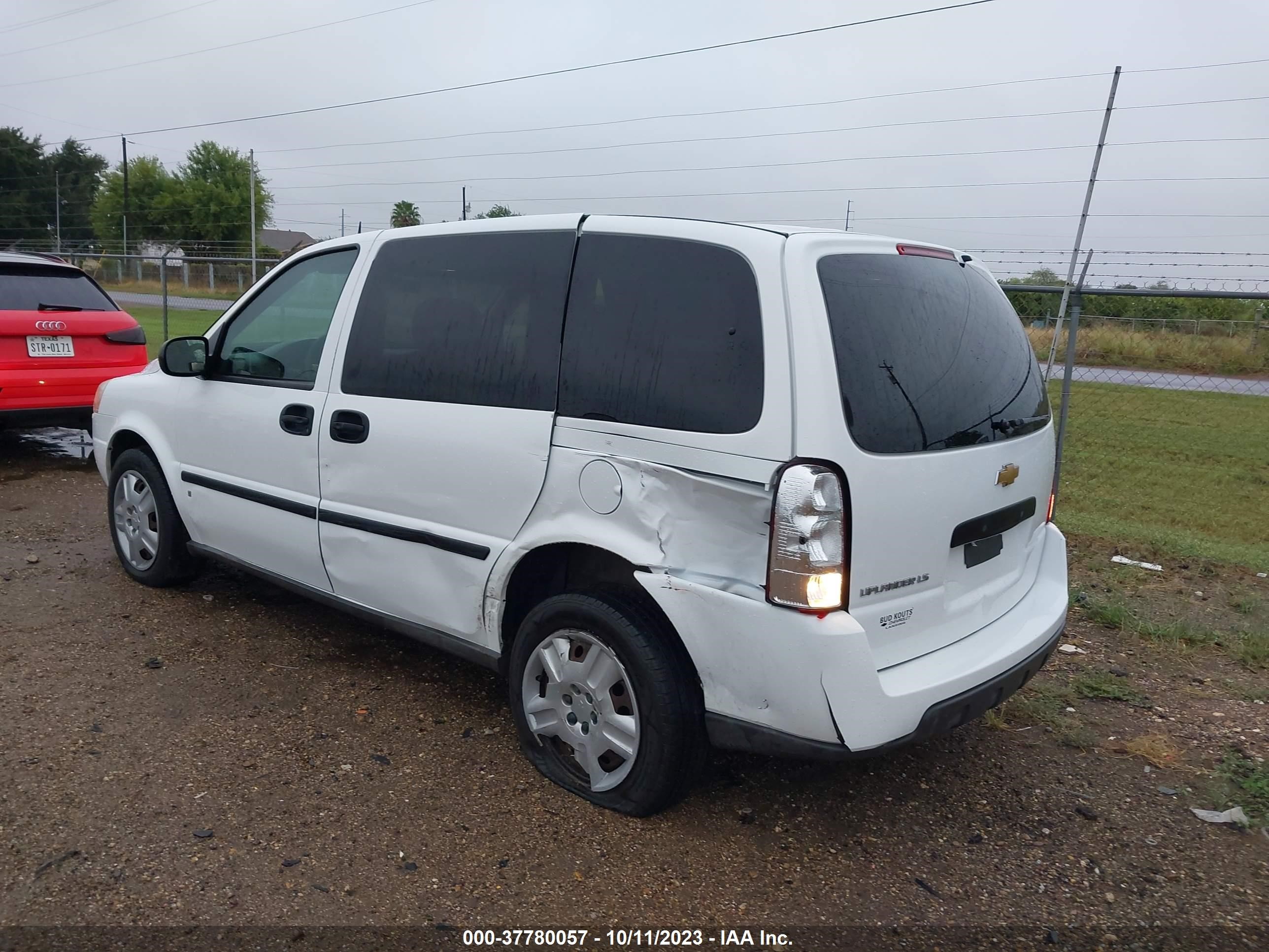 Photo 5 VIN: 1GNDU23117D130613 - CHEVROLET UPLANDER 