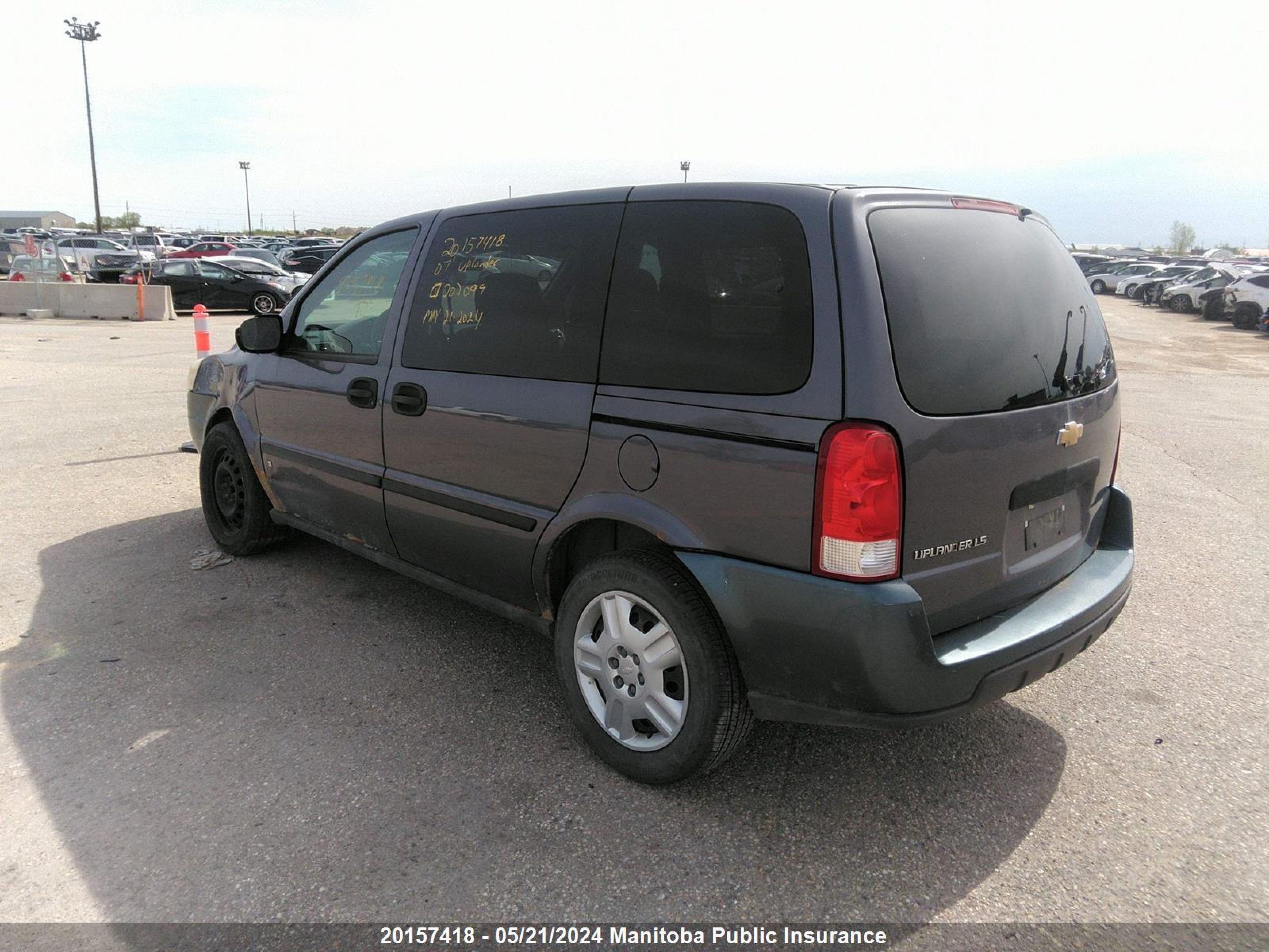 Photo 2 VIN: 1GNDU23117D202099 - CHEVROLET UPLANDER 