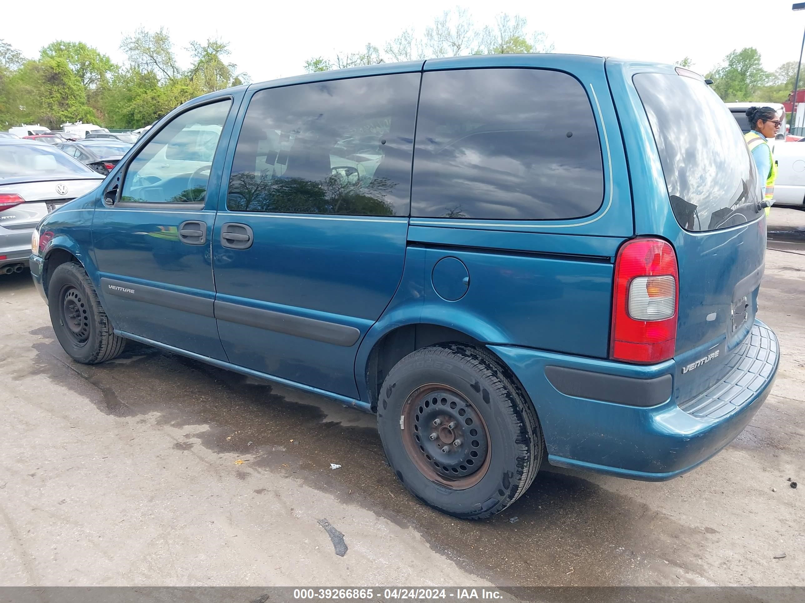 Photo 2 VIN: 1GNDU23E13D274899 - CHEVROLET VENTURE 