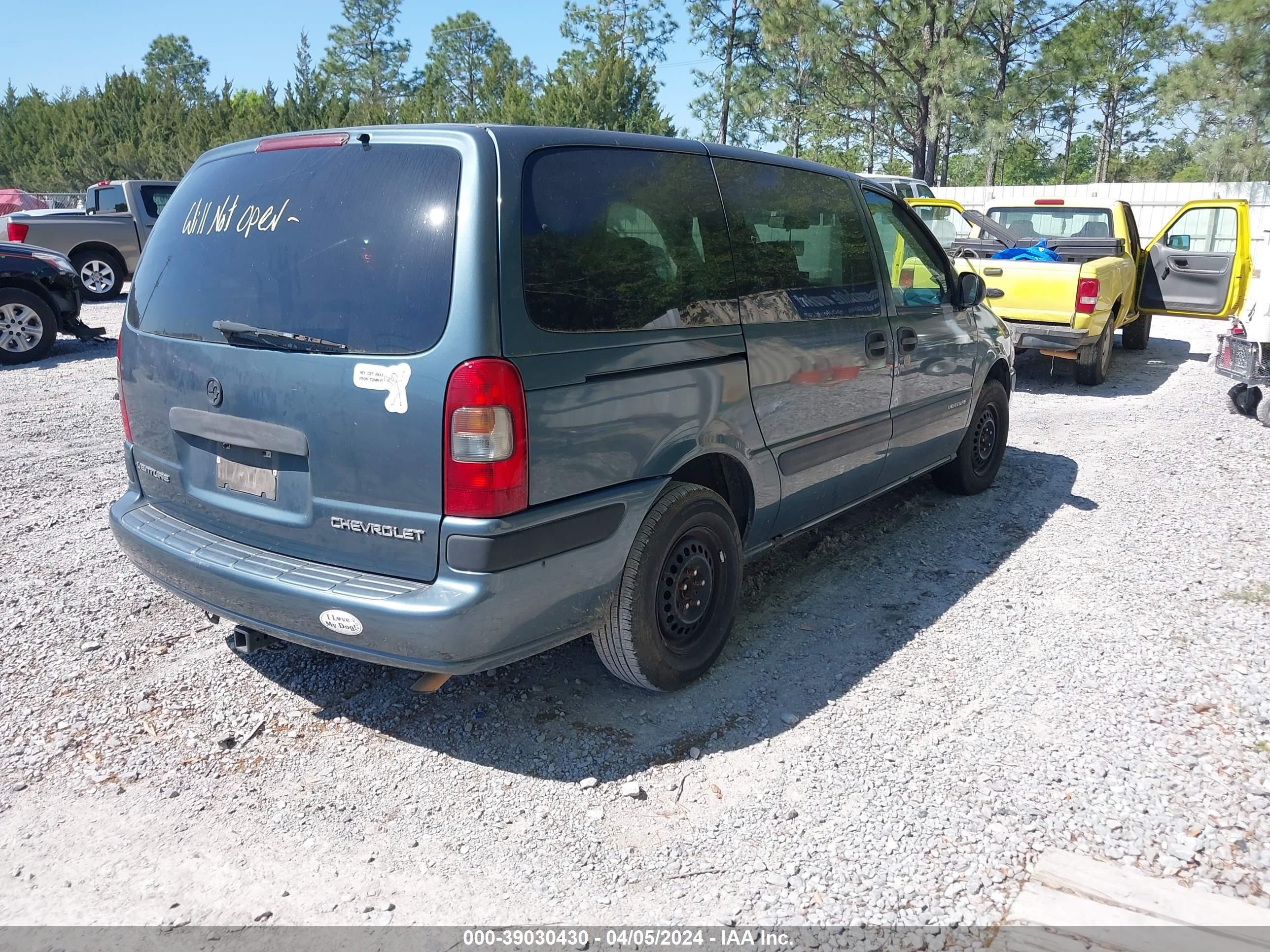 Photo 3 VIN: 1GNDV03E95D113852 - CHEVROLET VENTURE 