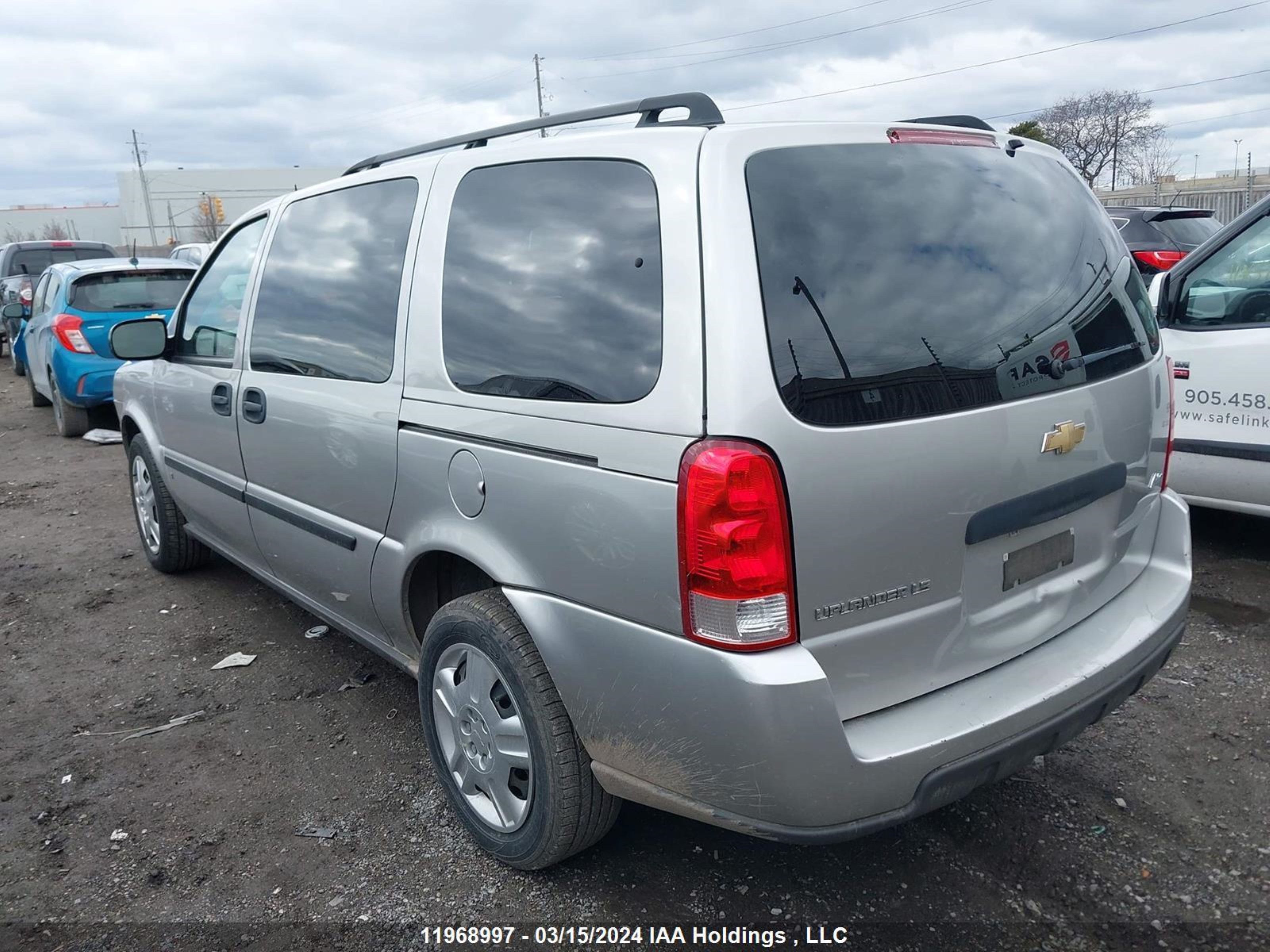 Photo 2 VIN: 1GNDV23139D124604 - CHEVROLET UPLANDER 