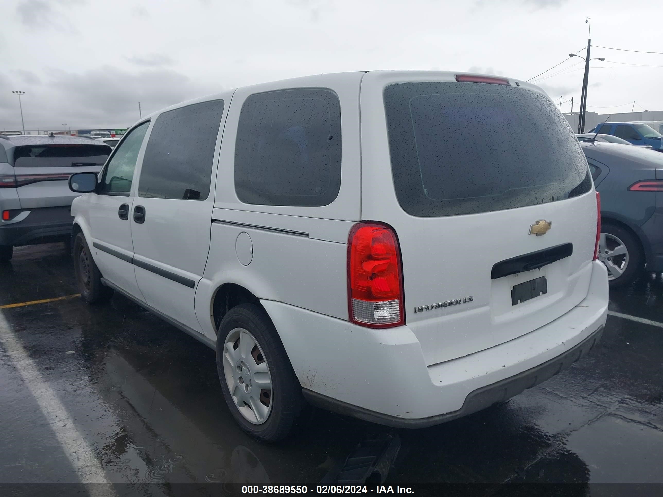 Photo 2 VIN: 1GNDV23167D177133 - CHEVROLET UPLANDER 