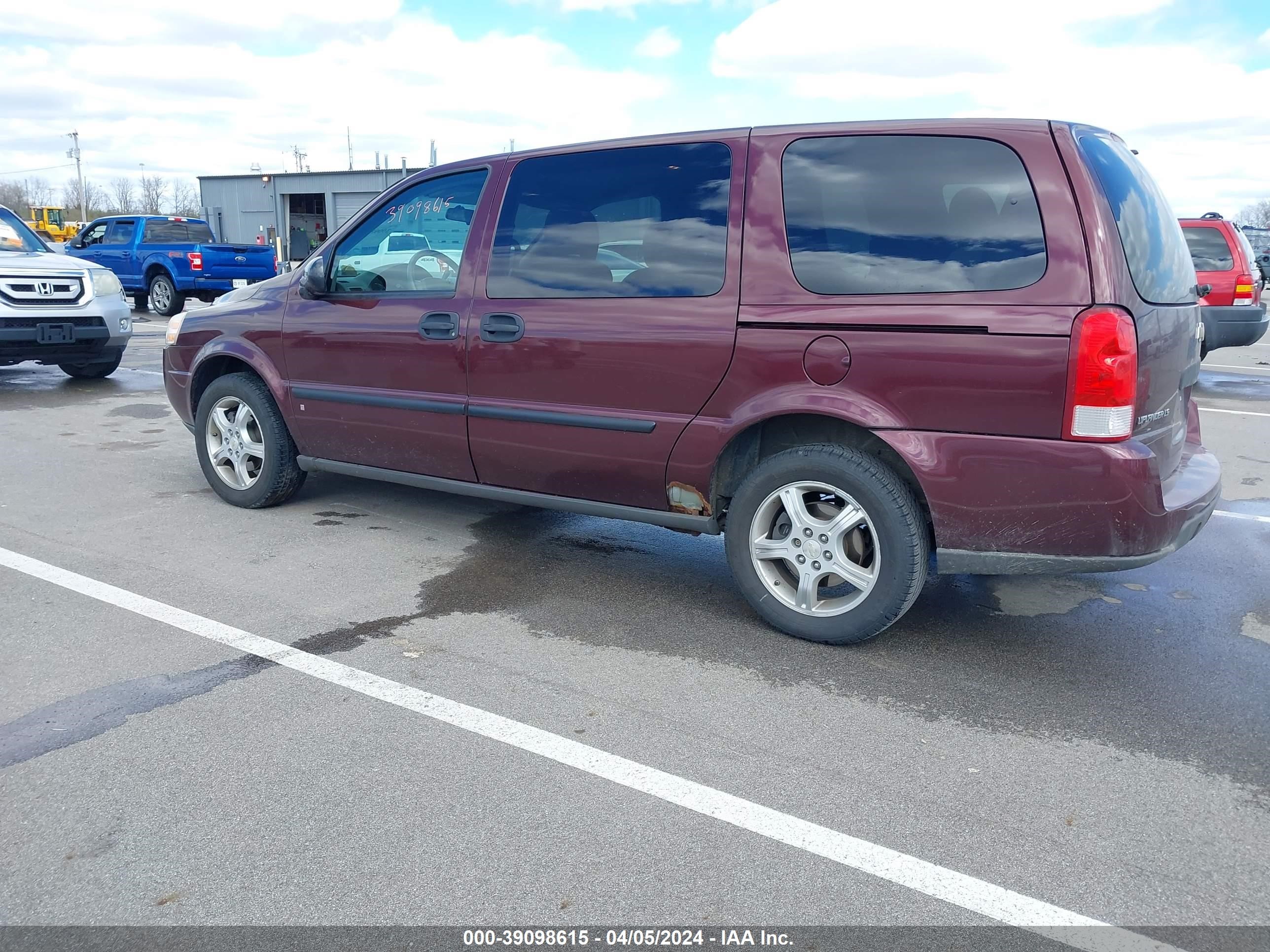 Photo 2 VIN: 1GNDV23168D183516 - CHEVROLET UPLANDER 