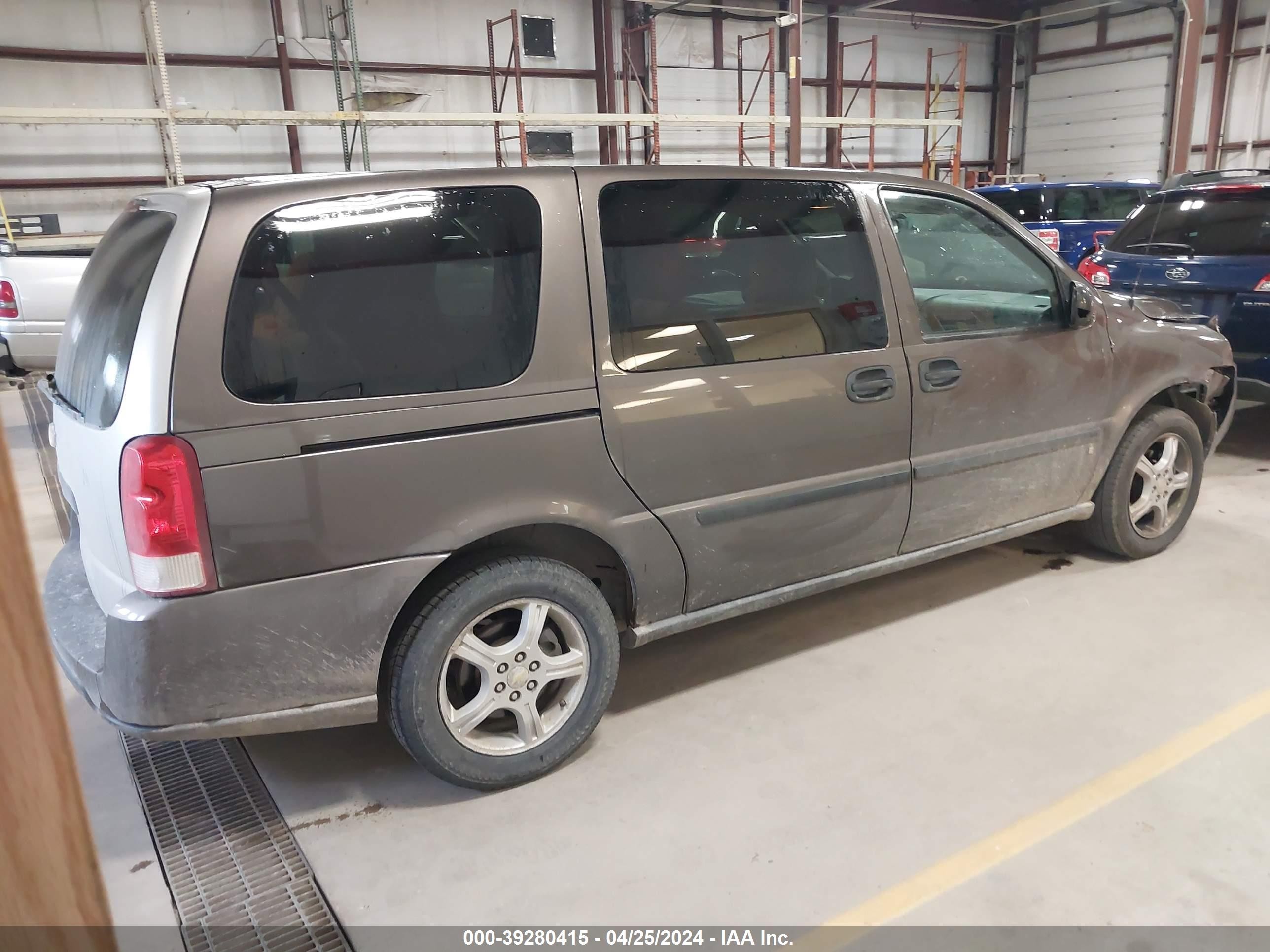 Photo 3 VIN: 1GNDV23178D206432 - CHEVROLET UPLANDER 