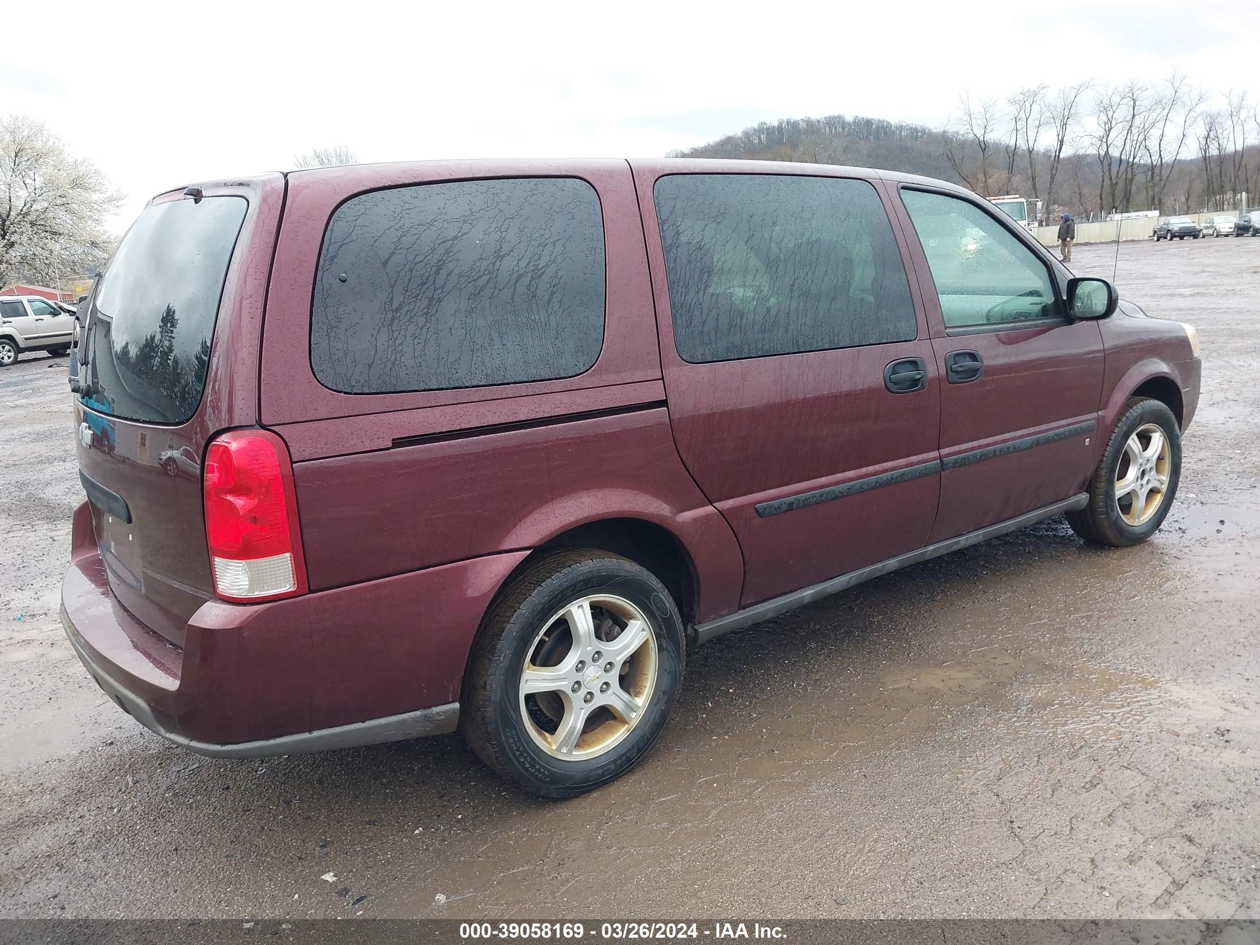 Photo 3 VIN: 1GNDV23198D128882 - CHEVROLET UPLANDER 